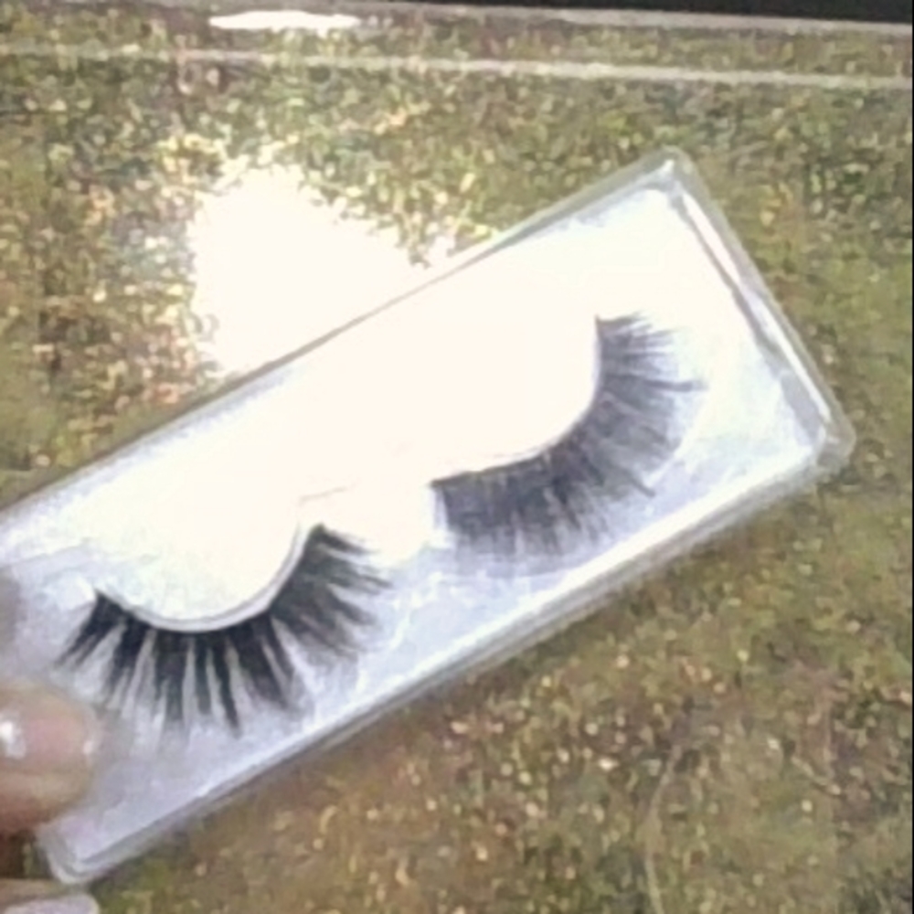 eye lashes